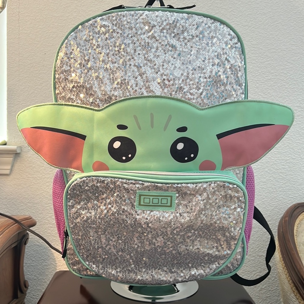 NWT Grogu backpack, Disney, Star Wars Mandalorian